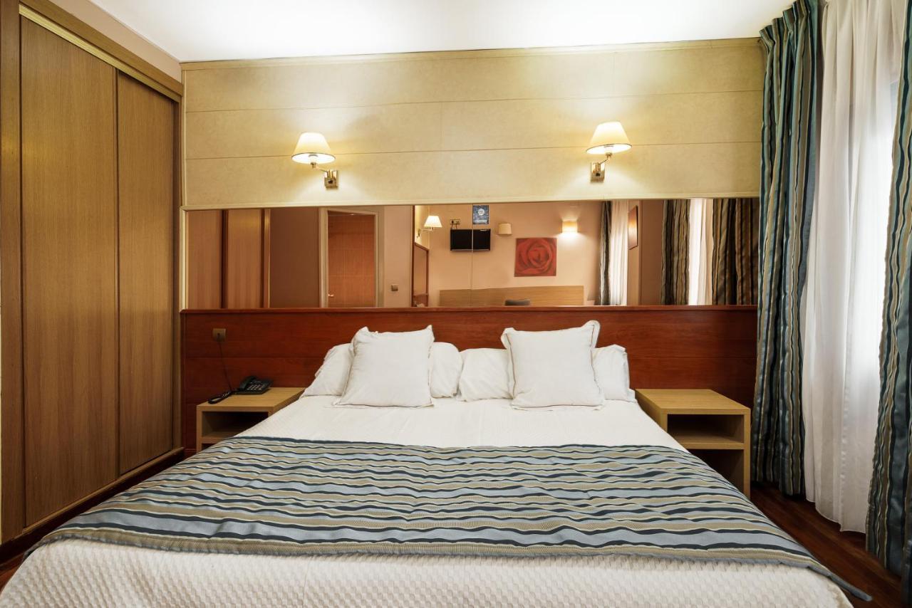 Hotel Regio Torrelavega Luaran gambar
