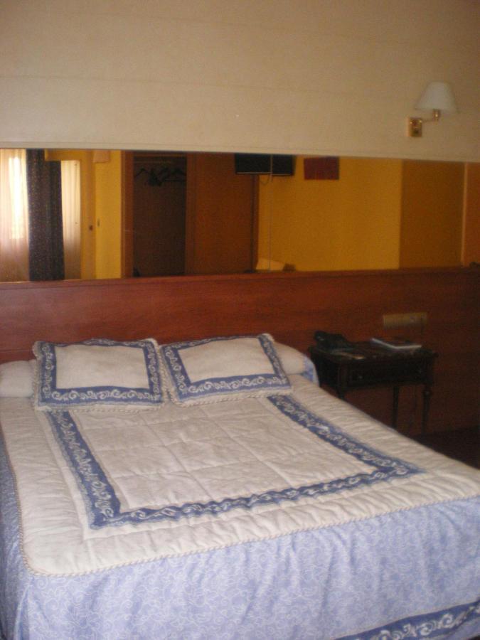 Hotel Regio Torrelavega Bilik gambar