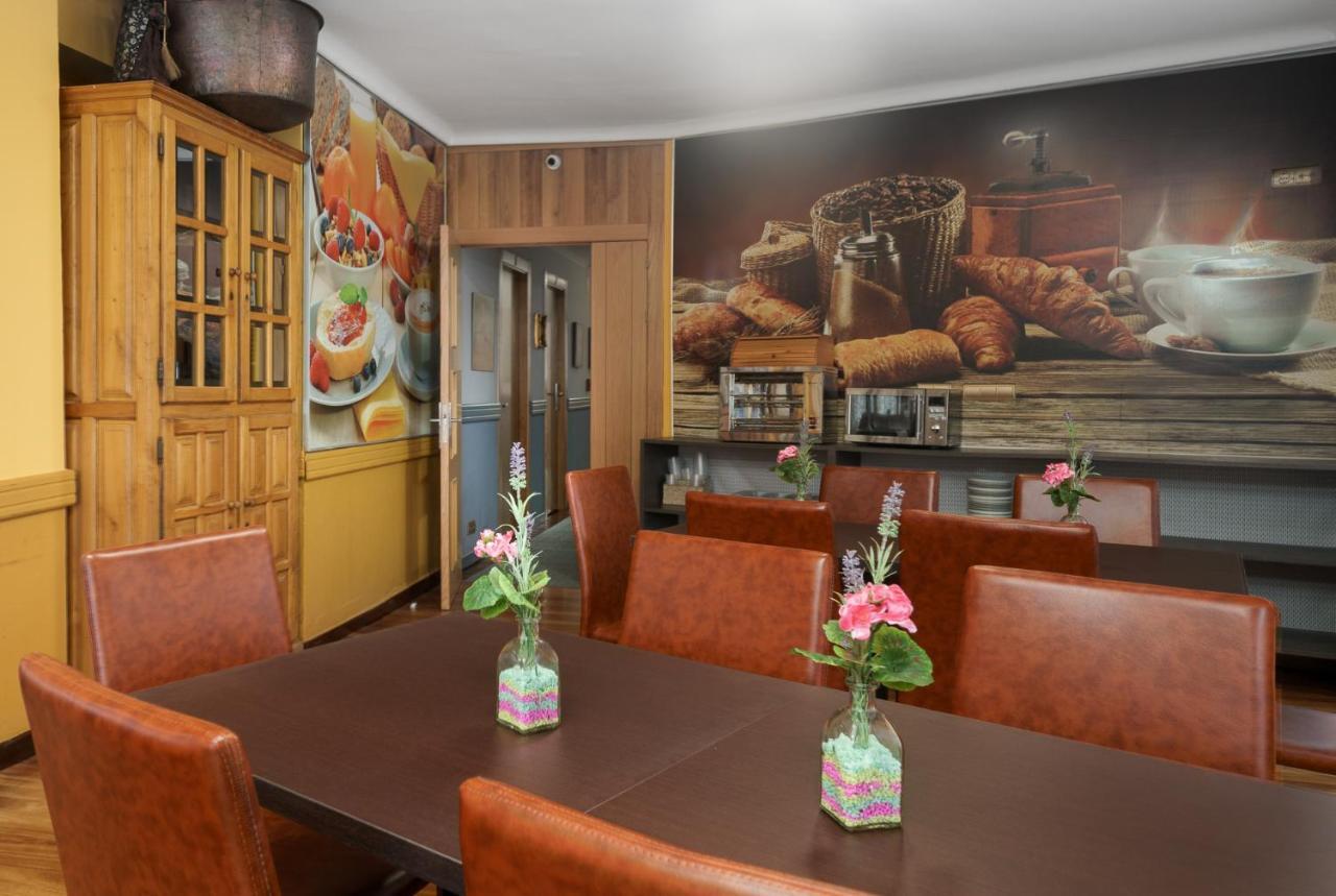 Hotel Regio Torrelavega Luaran gambar